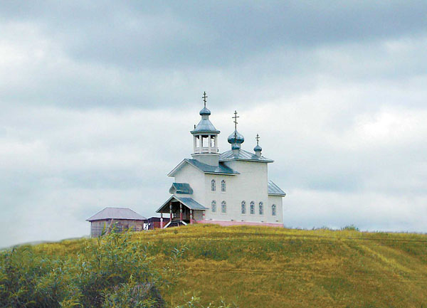 Церковь Царственных Страстотерпцев в с. Нижняя Тойма